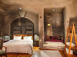 Aza Cave Hotel Special Class Adults Only