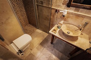 Aza Cave Hotel Special Class Adults Only