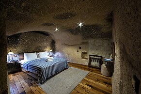 Aza Cave Hotel Special Class Adults Only
