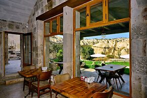 Aza Cave Hotel Special Class Adults Only