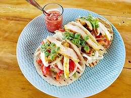 See Kee Hor Cafe and Hostel