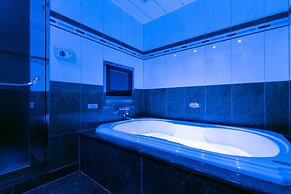 HOTEL D-WAVE Shinjuku - Adults Only