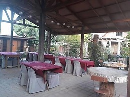 Bognot Lodge Mt Pinatubo Guesthouse