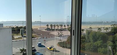 Seaview beach apartment 2 bedrooms