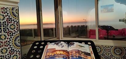 Seaview beach apartment 2 bedrooms