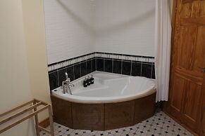 Madra Rua Organic Accommodation