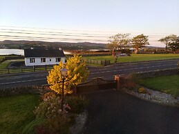 Madra Rua Organic Accommodation