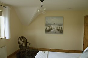 Madra Rua Organic Accommodation