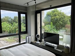 God Island Bed and Breakfast