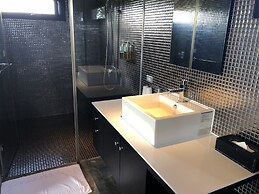 God Island Bed and Breakfast