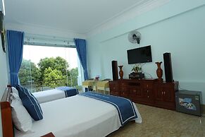 TamCoc Green field Hostel