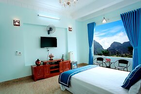 TamCoc Green field Hostel