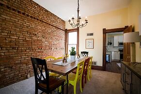 Newly Renovated Rino Retreat