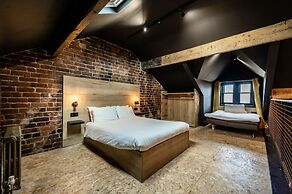 The Loft Sasco Apartments