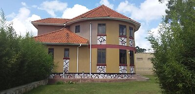 Mango Cottages & Recreation Center