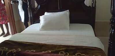 Mango Cottages & Recreation Center