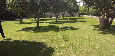 Mango Cottages & Recreation Center