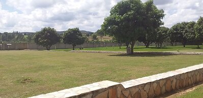 Mango Cottages & Recreation Center