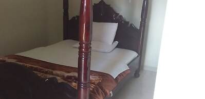 Mango Cottages & Recreation Center