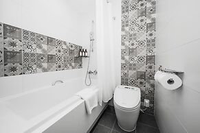 NINE TREE BY PARNAS SEOUL INSADONG