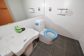 NINE TREE BY PARNAS SEOUL INSADONG