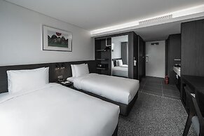 NINE TREE BY PARNAS SEOUL INSADONG