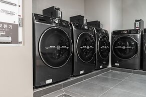 NINE TREE BY PARNAS SEOUL INSADONG