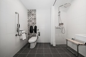 NINE TREE BY PARNAS SEOUL INSADONG