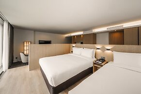 NINE TREE BY PARNAS SEOUL INSADONG