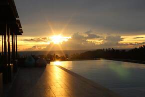 MIDA Grande Resort Phuket