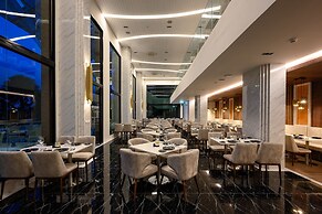 MIDA Grande Resort Phuket