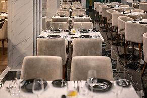 MIDA Grande Resort Phuket