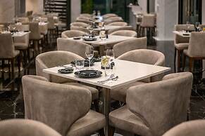 MIDA Grande Resort Phuket