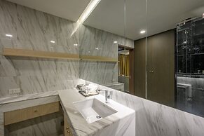 MIDA Grande Resort Phuket