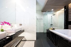 MIDA Grande Resort Phuket