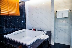 MIDA Grande Resort Phuket