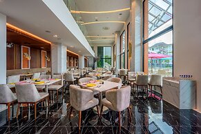 MIDA Grande Resort Phuket