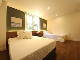 OYO Hostel Myeongdong 5