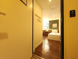 OYO Hostel Myeongdong 5