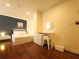 OYO Hostel Myeongdong 5