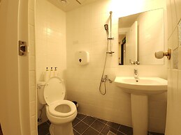 OYO Hostel Myeongdong 5