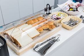 OYO Hostel Myeongdong 5