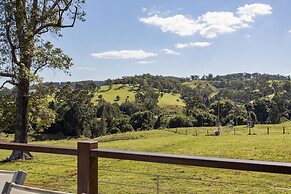 Valley Cabins By The Creek