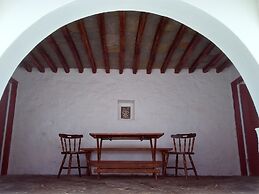 Stunning House - Sleeps 11, Terrace & Sea View