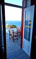 Stunning House - Sleeps 11, Terrace & Sea View