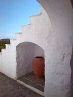 Stunning House - Sleeps 11, Terrace & Sea View