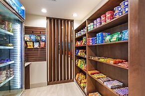 Holiday Inn Express & Suites Purcell by IHG