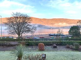 Ashburn House De Luxe B&B