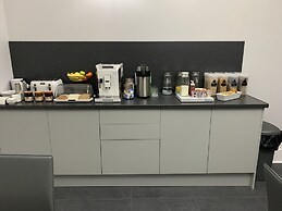 Ashburn House De Luxe B&B