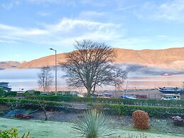 Ashburn House De Luxe B&B